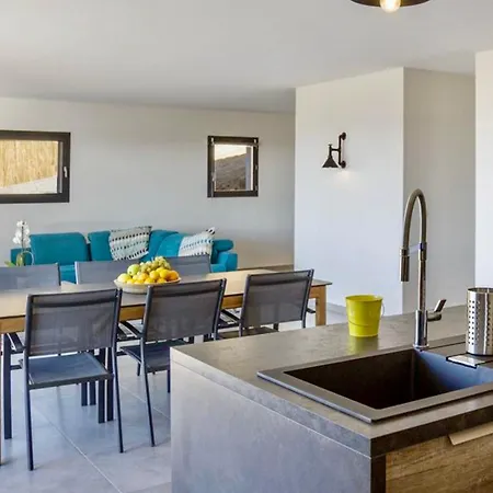 Elegant Jules Private Pool And Garden Holiday home